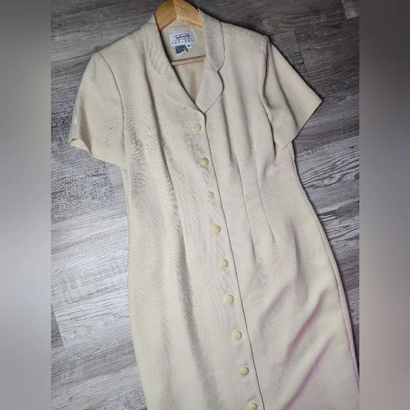 Vintage Talbots Cream Midi Button Down Business Casual Dress with Notched Collar - Picture 2 of 9
